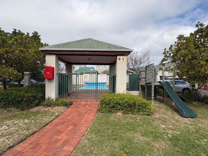 To Let 2 Bedroom Property for Rent in Sunnydale Western Cape